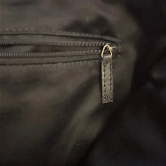 Yves Saint Laurent Elegant Black Tote and Wallet - Picture 7 of 13